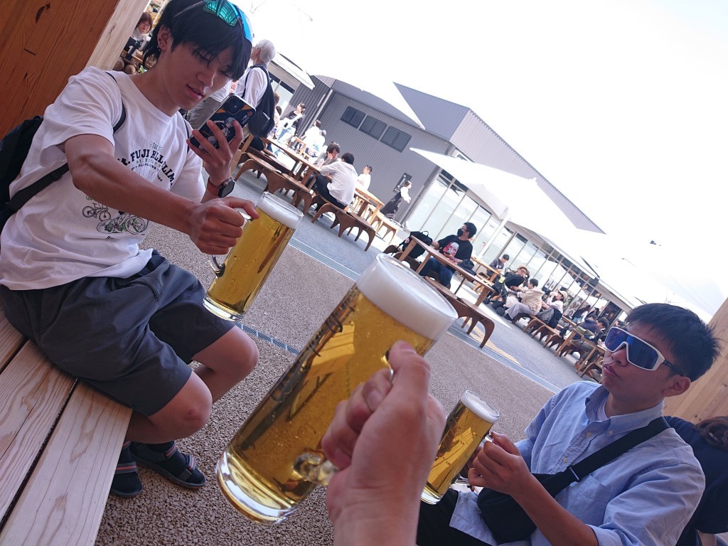高いけどうまい。名前は忘れた。